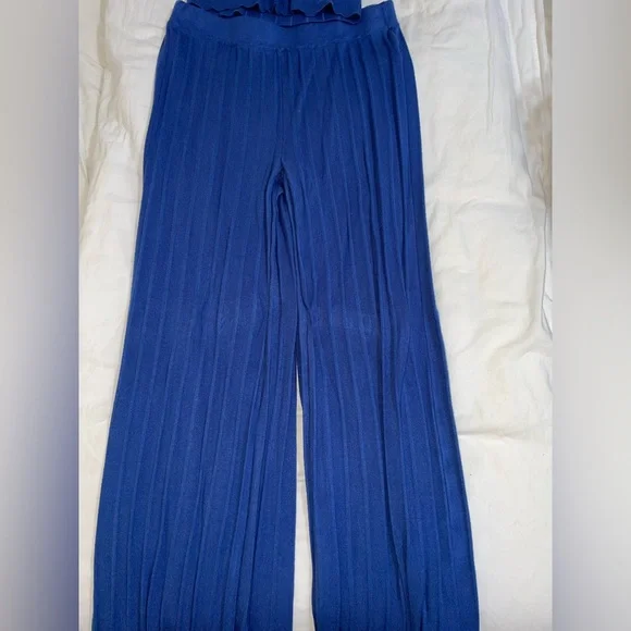 House of Harlow blue set - Picture 2 of 3